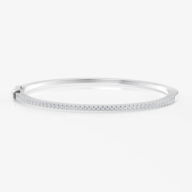 Diamond Tennis Bangle in 18K Gold